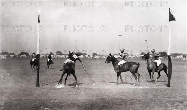 Polo match during the Prince of Wales' tour of India. Action shot of a polo match, in which Prince Edward of Wales (later King Edward VIII), participated during his royal tour of India (1921-22). Delhi, India, February 1922., Delhi, India, Southern Asia, Asia.
