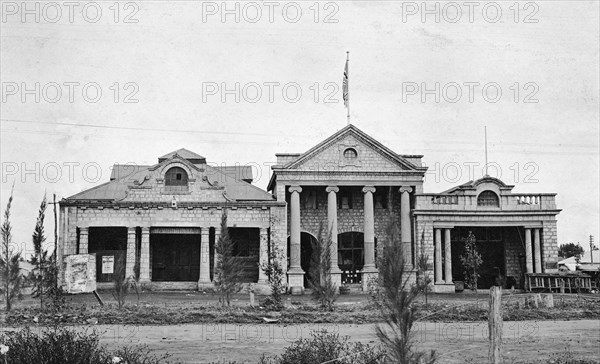 Nairobi Old Palace Theatre. The Palace Theatre used to be located on Sixth Avenue (now Kenyatta Avenue), the principal thoroughfare of Nairobi. Nairobi, British East Africa (Kenya), 1912. Nairobi, Nairobi Area, Kenya, Eastern Africa, Africa.