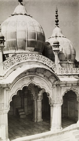 Exterior of the Moti Masjid. The striking marble domes of the Moti Masjid, or Pearl Mosque, at the Fort Delhi complex. New Delhi, India, circa 1954., Delhi, India, Southern Asia, Asia.