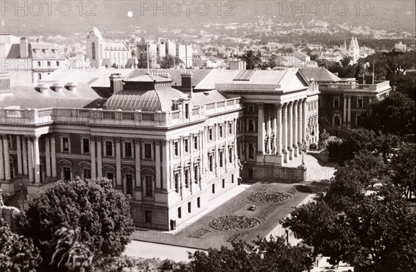 Government buildings, Cape Town. Grandiose government buildings in the centre of Cape Town. Cape Town, Cape Province (West Cape), South Africa, circa 1936. Cape Town, West Cape, South Africa, Southern Africa, Africa.