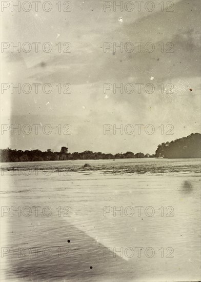 Rippon Falls, Uganda. View of Rippon Falls on the White Nile River, located near the northern end of Lake Victoria and often considered as the source of the River Nile. Near Jinja, Uganda, 1906. Jinja, East (Uganda), Uganda, Eastern Africa, Africa.