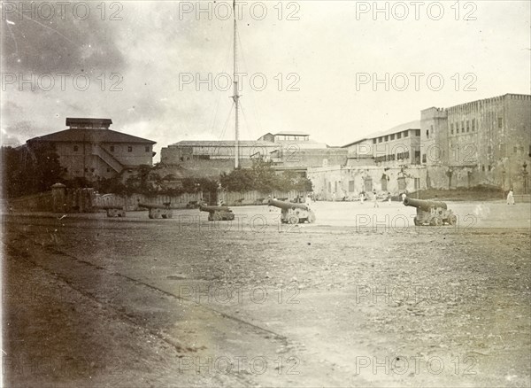 Inside the fort. Mounted cannons inside a fortified complex identified only as 'the fort'. Probably Kenya, 1906., Eastern Africa, Africa.