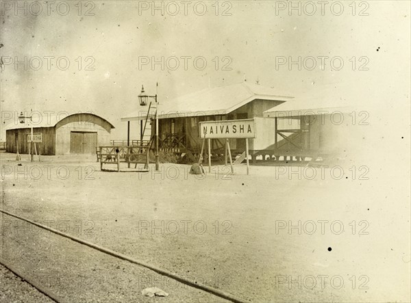 Naivasha railway station. The empty platform at Naivasha railway station. Naivasha, British East Africa (Kenya), 1906. Naivasha, Rift Valley, Kenya, Eastern Africa, Africa.