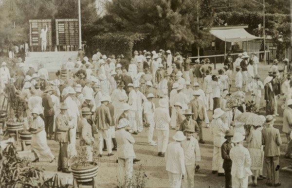 Easter races at Lagos. A crowd of predominantly European men, at the Easter Races. Lagos, Nigeria, 1928. Lagos, Lagos, Nigeria, Western Africa, Africa.