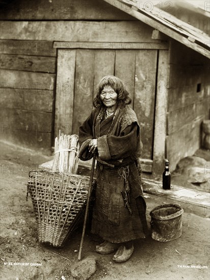 The 'Witch of Ghoom'. A woman, probably Tibetan, known locally as the 'Witch of Ghoom' (Ghum), a village near Darjeeling. Ghum, West Bengal, India, circa 1905. Ghum, West Bengal, India, Southern Asia, Asia.