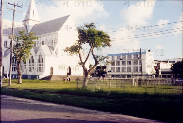 St George's Cathedral, Georgetown. St George's Cathedral in Georgetown, constructed entirely from wood and said to be the largest wooden building in the world. Georgetown, Guyana, 1994. Georgetown, Demerara-Mahaica, Guyana, South America, South America .