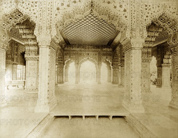 Archways at the Delhi Fort. Ornate, scallop-shaped archways adorned with painted designs decorate what was originally the King's Palace, now part of the Delhi Fort complex. Delhi, India, circa 1885. Delhi, Delhi, India, Southern Asia, Asia.