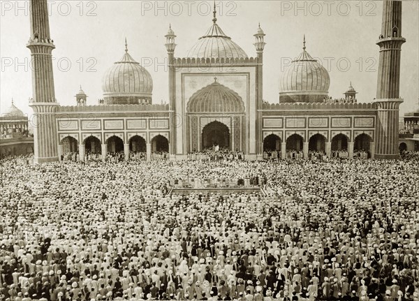 Muslims at the Jama Masjid, Delhi. Thousands of Muslims gather outside the Jama Masjid, the largest mosque in Delhi, to celebrate an Islamic festival. Delhi, India, circa 1885. Delhi, Delhi, India, Southern Asia, Asia.
