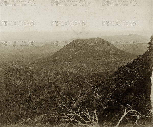 The Toowoomba range. A hill on the range at Darling Downs. Toowoomba, Australia, circa 1890. Toowoomba, Queensland, Australia, Australia, Oceania.