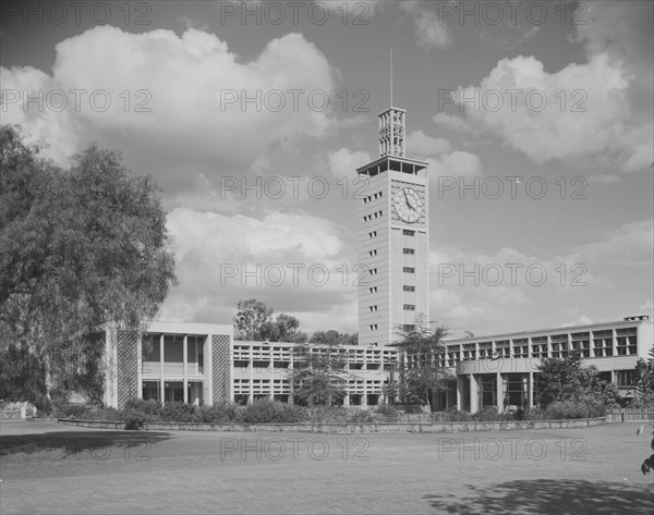 Nairobi Parliament Building, 1957. Exterior view of the Parliament Building in Nairobi, built circa 1952 and designed by British architect Amyas Connell (1901-1980), an exponent of International Modernism. Nairobi, Kenya, 6 October 1957. Nairobi, Nairobi Area, Kenya, Eastern Africa, Africa.