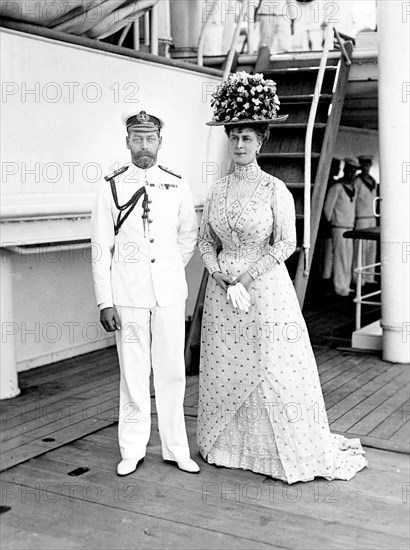 King George V and Queen Mary. Portrait of King George V (r.1910-36) and Queen Mary, pictured aboard HMS Medina on their way to India for the Coronation Durbar at Delhi. Aden, Yemen, circa 27 November 1911. Aden, Adan, Yemen, Middle East, Asia.