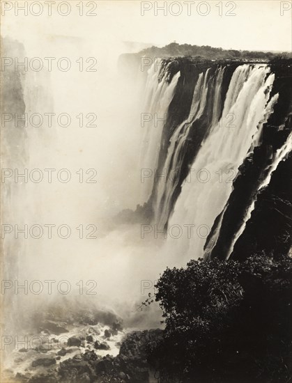 The Victoria Falls. View of Victoria Falls, situated on the Zambezi River on the border between modern-day Zambia and Zimbabwe. Matabeleland, Rhodesia (Matabeleland North, Zimbabwe), circa 1904., Matabeleland North, Zimbabwe, Southern Africa, Africa.