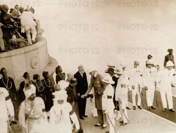 Lord and Lady Irwin arrive in Bombay. Lord Irwin, Viceroy of India, shakes hands with an Indian dignitary on his arrival by boat at the Gateway of India. He is accompanied by Lady Irwin and Sir Henry Staveley Lawrence, the Acting Governor of Bombay. Bombay (Mumbai), India, 1926. Mumbai, Maharashtra, India, Southern Asia, Asia.
