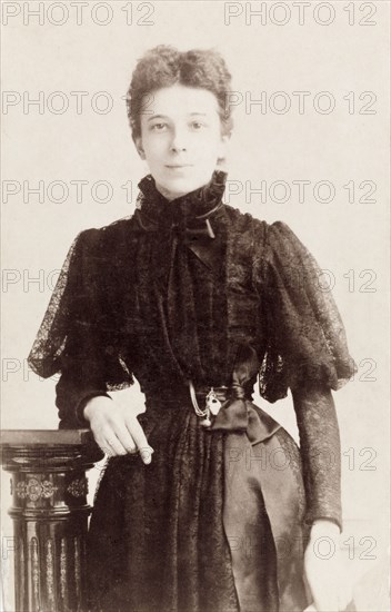 Portrait of Minnie Murray. Studio portrait of Minnie Murray (nee Hepworth), aged 25, posing in traditional Victorian dress. England, 1888. England (United Kingdom), Western Europe, Europe .