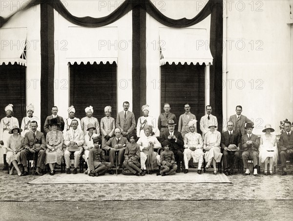 Group portrait of Lord Irwin and Nawab of Jaora. Group portrait of Lord Irwin, Viceroy of India, and Muhammad Iftikhar Ali Khan, Nawab of Jaora, posing with British and Indian dignitaries at the Nawab's palace during a viceregal visit to the princely state of Jaora. Jaora State, Malwa Agency (Madhya Pradesh), India, 3 August 1928., Madhya Pradesh, India, Southern Asia, Asia.