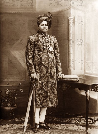 Nawab of Jaora. Studio portrait of Muhammad Iftikhar Ali Khan, Nawab of Jaora, who ruled Jaora State from 1895 to 1947. Jaora State, Malwa Agency (Madhya Pradesh), India, 1928., Madhya Pradesh, India, Southern Asia, Asia.