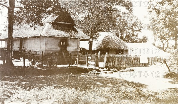 Temple at hunting lodge, Edakkara. View of a temple with a thatched roof at a hunting lodge in the hills of Edakkara. Edakkara, Malabar District (Kerala), India, March 1908., Kerala, India, Southern Asia, Asia.