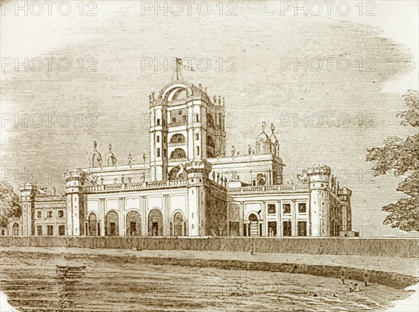 La Martiniere College, Lucknow. An illustration of La Martiniere College in Lucknow, a prestigious school founded by Major General Claude Martin in the early 19th century. 64 staff and pupils of the college were listed on the Indian Mutiny Medal Roll (British Forces) for their conduct and assistance in defending the British Residency at Lucknow during the Indian Mutiny and Rebellion (1857-58). Lucknow, North Western Provinces (Uttar Pradesh), India, circa 1857. Lucknow, Uttar Pradesh, India, Southern Asia, Asia.
