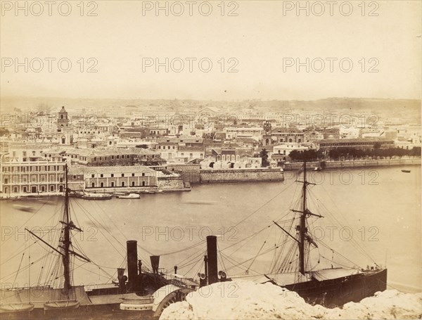 View over Havana harbour. View over the harbour at Havana with a paddle steamer moored in the foreground. Havana, Cuba, circa 1927. Havana, Havana City, Cuba, Caribbean, North America .
