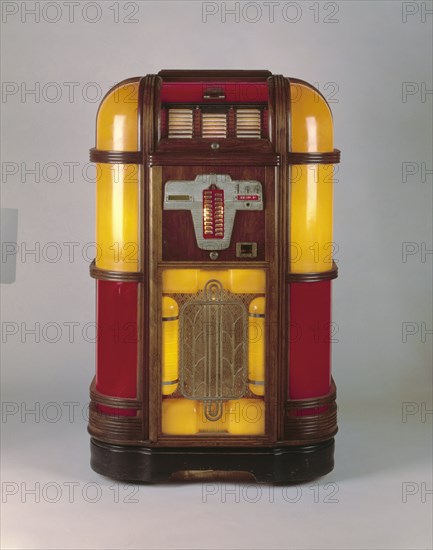 Jukebox 1939. Created by Rock-Ola Manufacturing Corp.