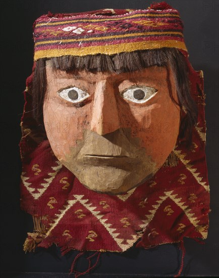 Mask with headband and human hair probably from a mummy bundle