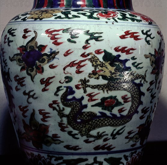 Ceramic jar with underglaze painting of a dragon