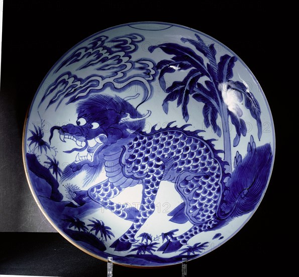 Ming dynasty blue and white bowl depicting a Chi Lin