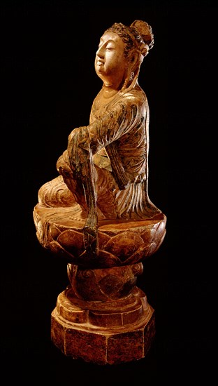 The mid to late Tang dynasty saw a growing prominence of Bodhisattva figures in Buddhist iconography