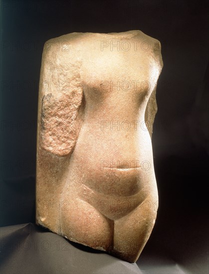 Quartzite torso of a woman in Amarna style
