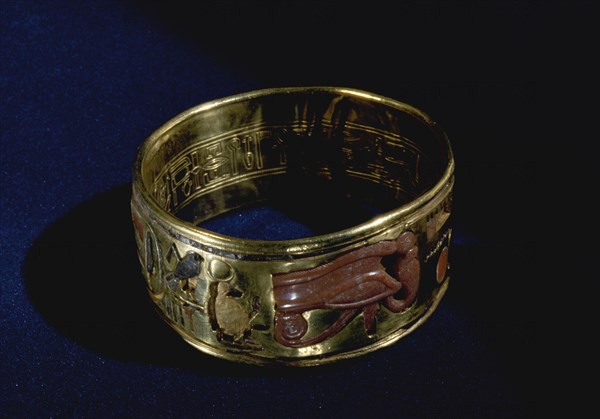 Gold bracelet from the tomb of Psusennes I, one of 22 bracelets found on the kings arms