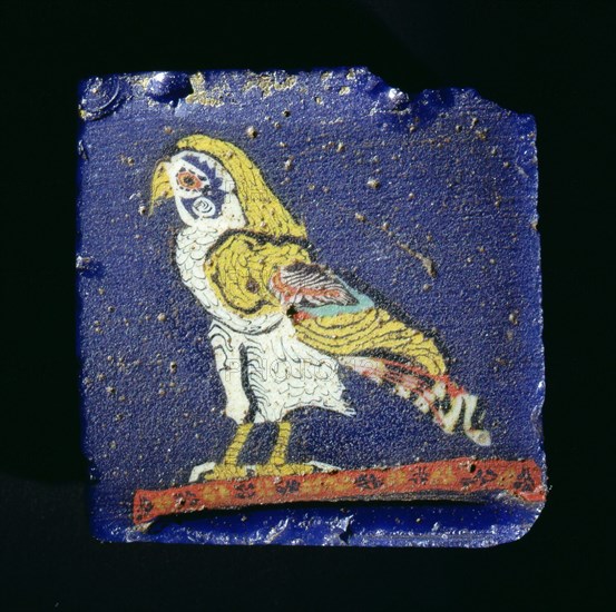 Glass fragment with a Horus Falcon