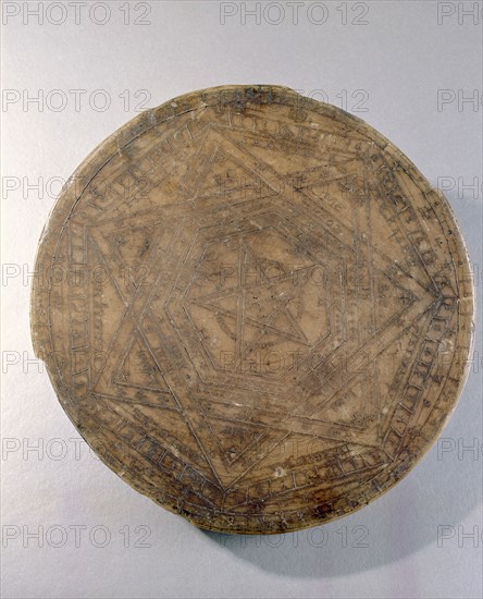 Engraved with concentric star shapes and other designs, the Seal of God (Sigillum Dei) was used by the Elizabethan mathematician, magician and astrologer John Dee (1527 1608)