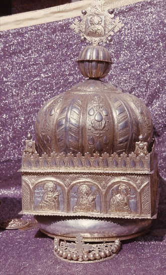 Votive crown from the treasury of the Cathedral of Our Lady of Sion at Axum