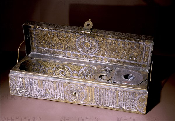 Pen case owned by Sultan al Mansour Muhammad, elegantly decorated and having an inscription in naskhi script