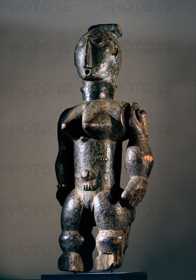 Among the Akan cultures of the Lagoon region of Southeast Ivory Coast, such as the Attie and Ebrie, similar figures were used by diviners to symbolize their links to spirits, as spirit lovers by others, and as a means of placating the spirit of a deceased twin