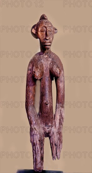 A Senufo figure representing a matrilineal ancestor