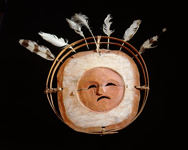 The face on this mask represents the spirit of the moon