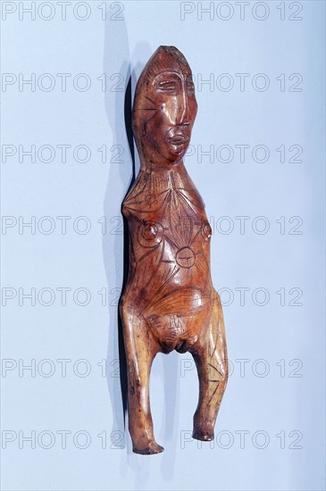 Armless female figure