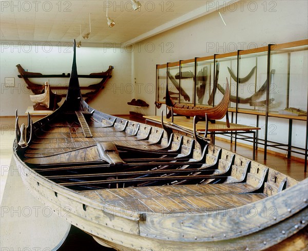 Model of the Oseberg Ship