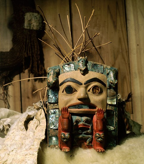 Mask/headdress from the Treasure House of Gitanmaks village