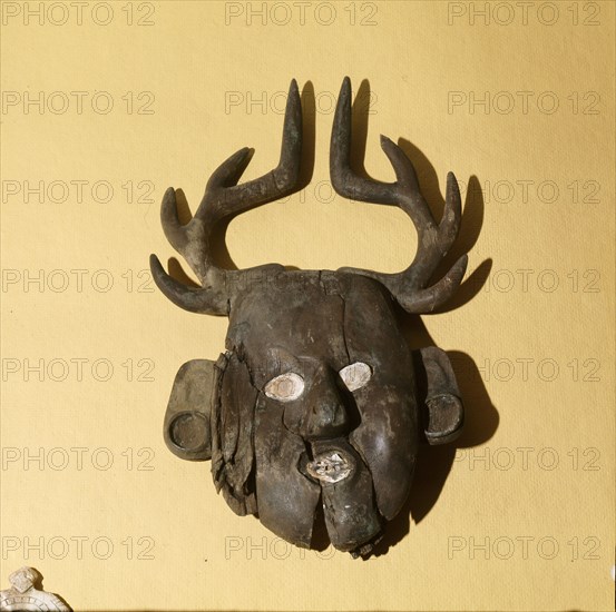 Mask with deer antlers