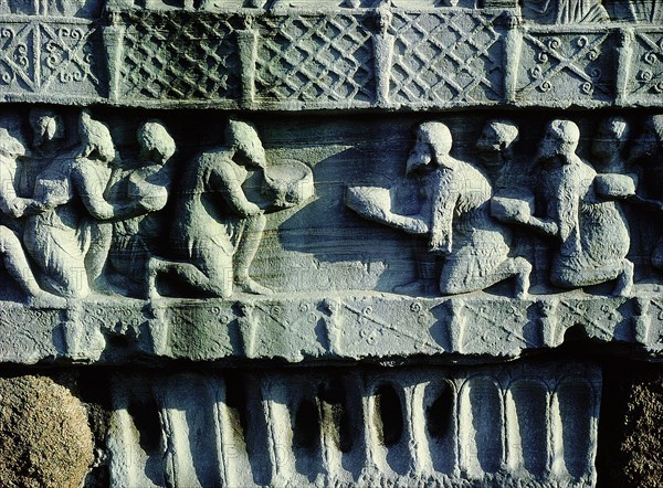 The reliefs on the base of the obelisk erected by Theodosius I show the emperor at the circus with his court, guards and other spectators