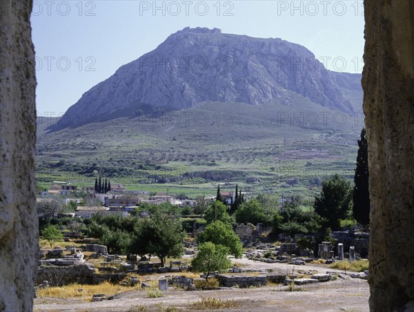 The Ottoman fortification of Acrocorinth