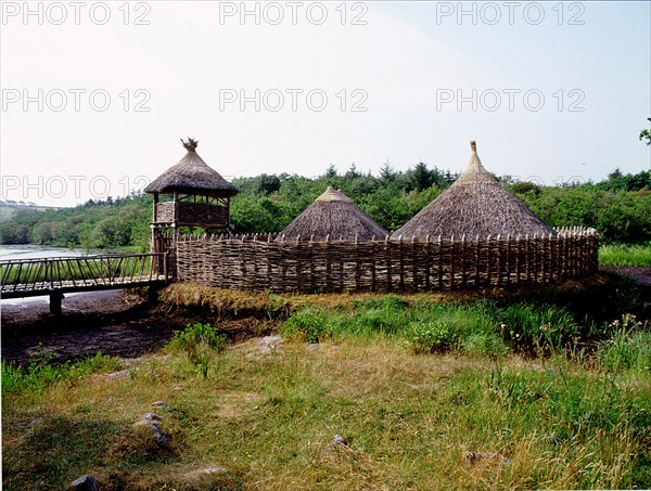 Replica crannog by the lake at Graggaunowen