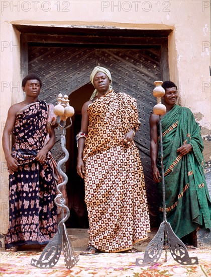 Nana Amonu X, Omanhene of Anomabuand two members of his court with their insignia of office