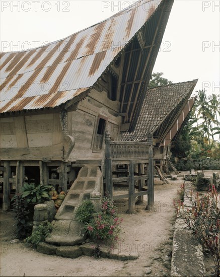 The three-level structure of Toba Batak houses corresponds to ideas of the cosmos