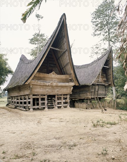 The three-level structure of Toba Batak houses corresponds to ideas of the cosmos