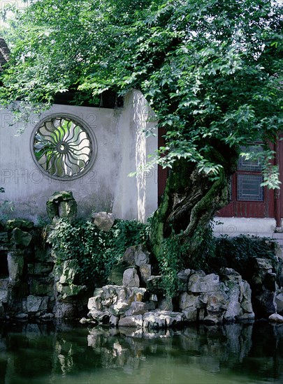 The Changlang Ting (Surging Wave) Pavilion Garden