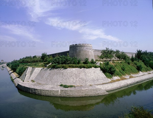 Xian city wall which follows the boundaries of the old Tang imperial city