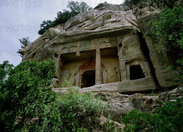 The entrance to one of the cave temples at Tianlong Shan, perched high on the cliff face